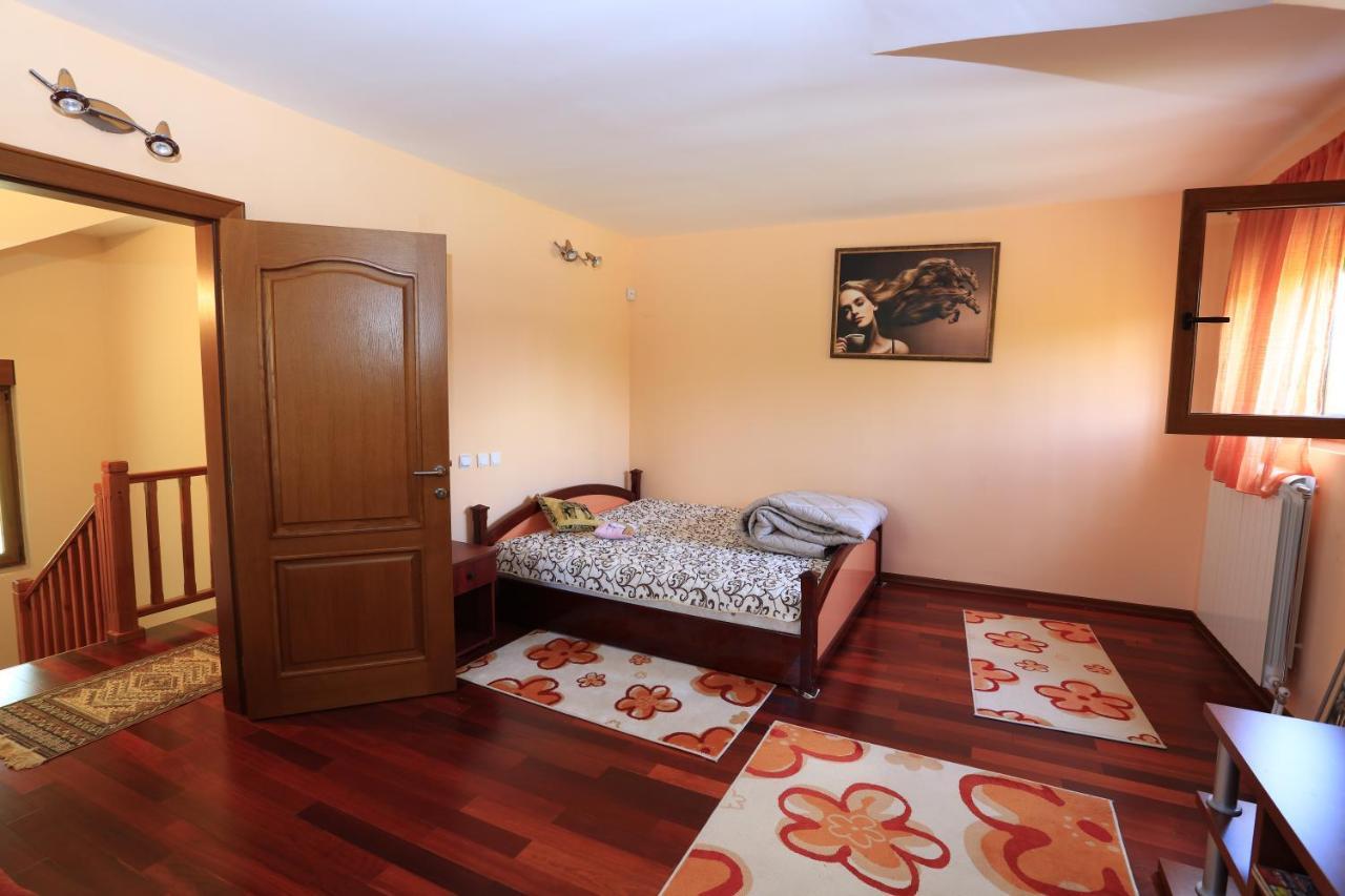 Amigosranch Villa Kruševac Eksteriør billede